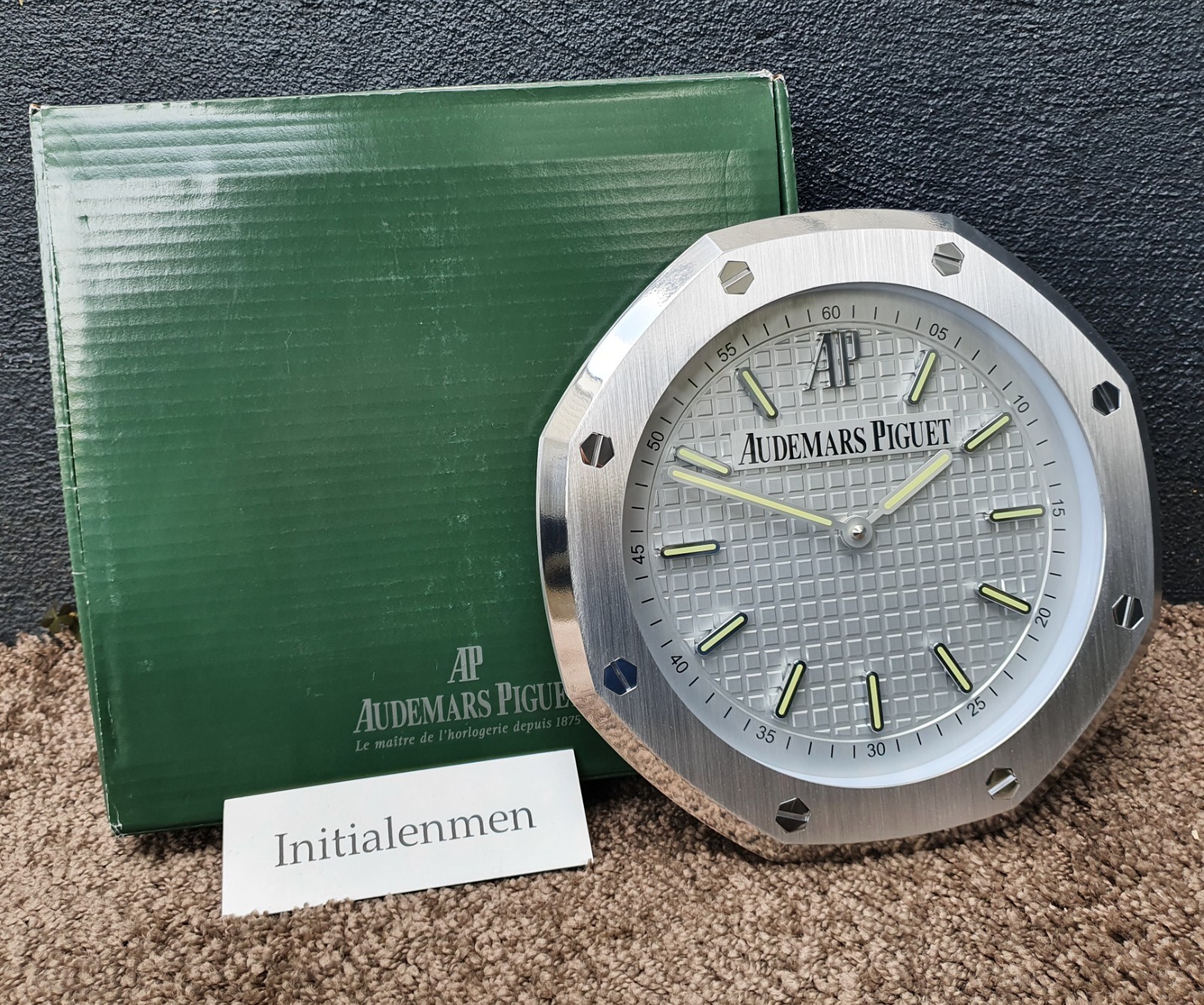 AUDEMARS PIGUET wallclock 100% ORIGINAL used clock wall VERY RARE 11 inch AP AUDEMARS PIGUET wallclock 100% ORIGINAL used clock wall VERY RARE 11 inch AP