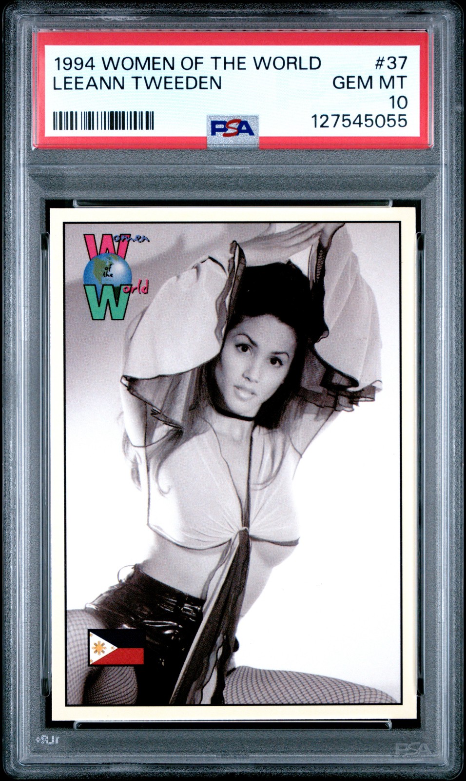 1994 WOMEN OF THE WORLD #37 LEEANN TWEEDEN PSA 10