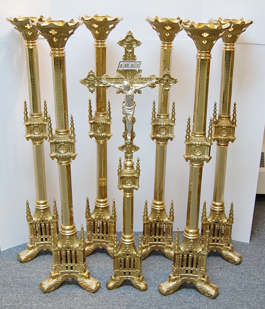 Set of 6 Gothic Brass Church Altar Candlesticks with Altar Cross 41 Set of 6 Gothic Brass Church Altar Candlesticks with Altar Cross 41