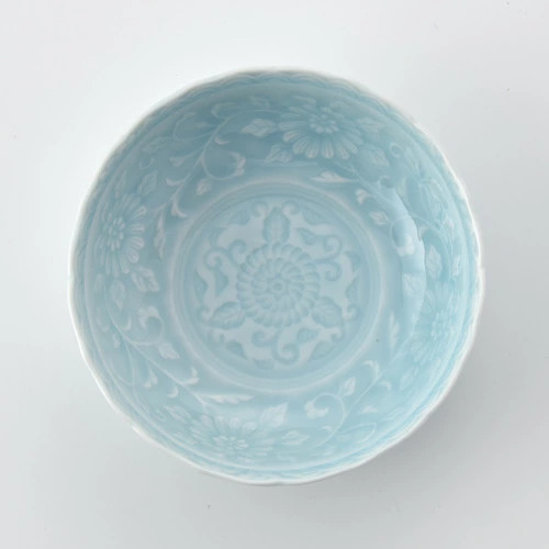 Pale blue celadon with arabesque design small plate made in Japan. From Japan Pale blue celadon with arabesque design small plate made in Japan. From Japan