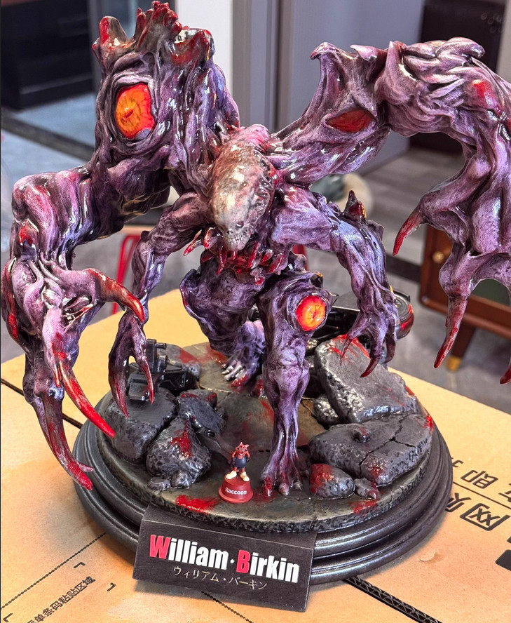 RE2 the big boss William·Birkin G3 painted collectible statue customizable H28cm RE2 the big boss William·Birkin G3 painted collectible statue customizable H28cm