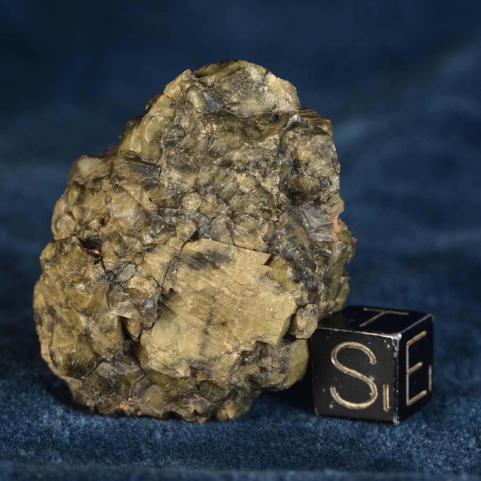 Tataouine Meteorite Vesta HED Diogénite Achondrite 45.95 g Tataouine Meteorite Vesta HED Diogénite Achondrite 45.95 g