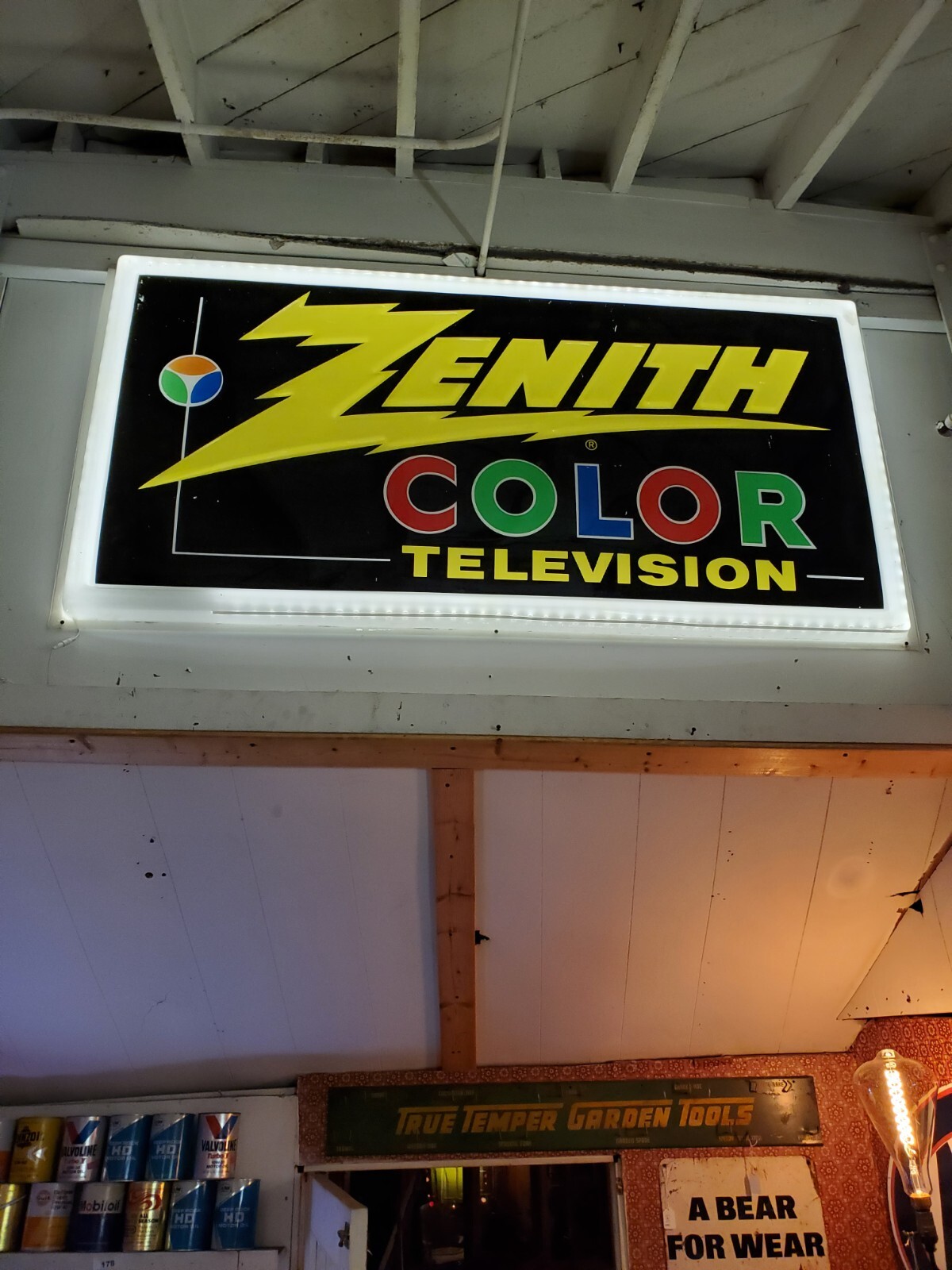 1960s Zenith Radio Television Stereo Hi Fi 6 Ft. Dealer Advertising Sign 1960s Zenith Radio Television Stereo Hi Fi 6 Ft. Dealer Advertising Sign