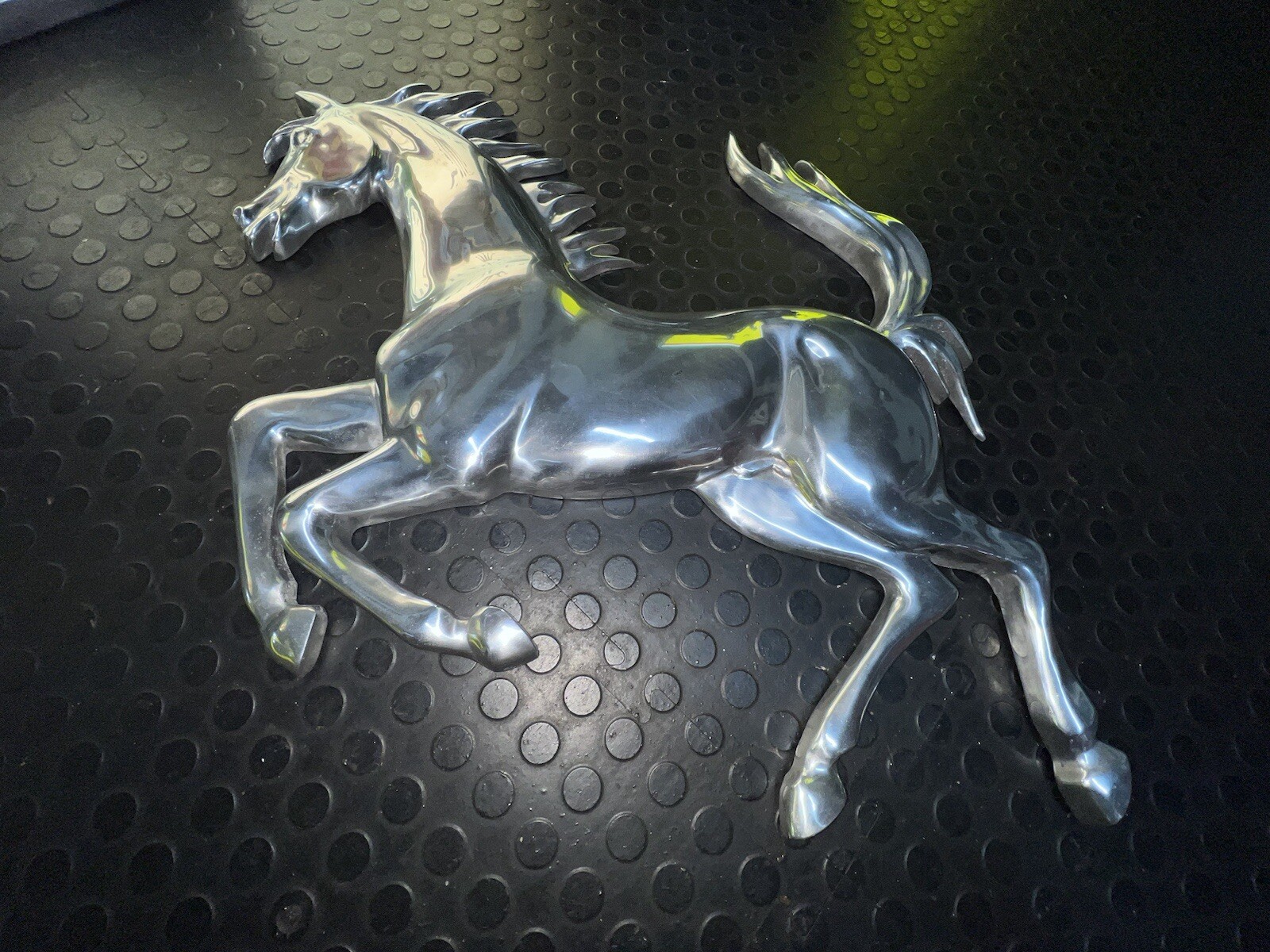 RARE 1970’s FERRARI PRANCING HORSE CAVALLINO RAMPANTE DEALERSHIP GARAGE SIGN RARE 1970’s FERRARI PRANCING HORSE CAVALLINO RAMPANTE DEALERSHIP GARAGE SIGN