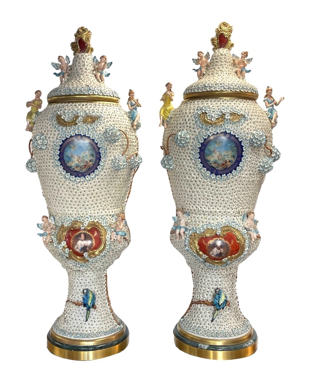 Capodimonte porcelain palace urn's/monumental vases Capodimonte porcelain palace urn's/monumental vases