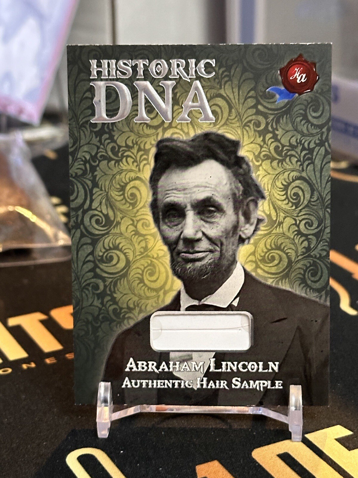 2022 Historic Autographs Historic DNA Abraham Lincoln Authentic Hair Sample /15 2022 Historic Autographs Historic DNA Abraham Lincoln Authentic Hair Sample /15