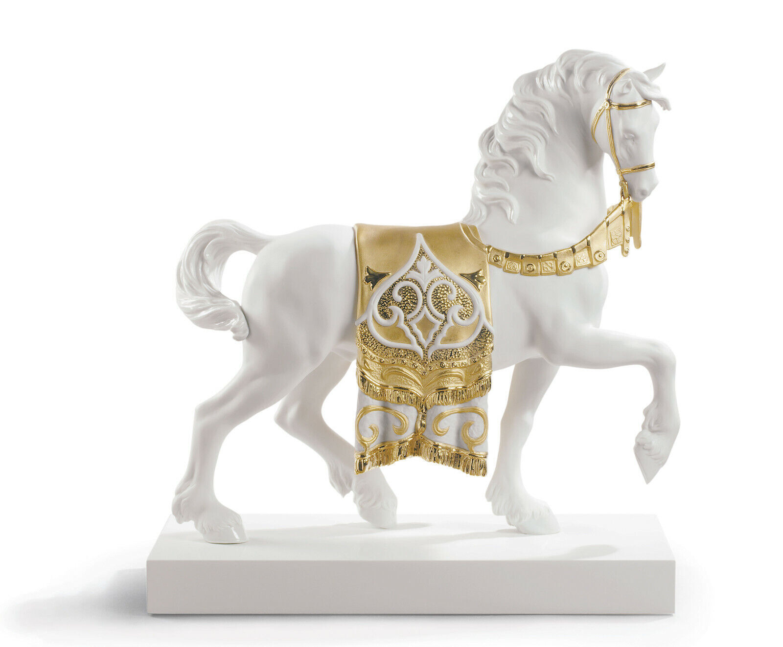 LLADRO A REGAL STEED HORSE GOLDEN SCULPTURE #7186 BRAND NIB DECO SAVE$ LARGE F/S LLADRO A REGAL STEED HORSE GOLDEN SCULPTURE #7186 BRAND NIB DECO SAVE$ LARGE F/S