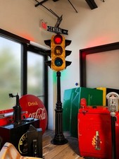 Vintage 1940's four-way traffic light Rare and impressive. picture