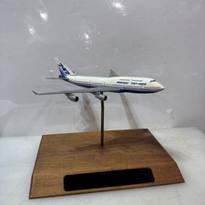 BOEING 747-400 , Scale 1:200 ~ Vintage Manager Desktop Model  picture