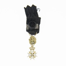 Beautiful Commander Medal Of The Order Of Malta In Gold And Enamel With Ribbon picture