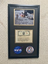 Apollo 15 Flown to the moon crew signed two dollar bill OFFERS WELCOME cS MEMBR picture