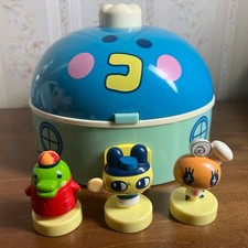 BANDAI Tamagotchi Restaurant 2007 Retro Toy 3 Figures picture
