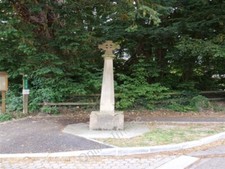 Photo 6x4 Longparish - Jubilee Cross Bransbury This cross carries the dat c2009 picture
