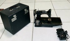 ANTIQUE 1950 SINGER SEWING MACHINE FEATHERWEIGHT MODEL 221 - 1 SER# AJ365218 picture