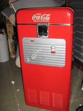 Beautifully Restored Antique Coca-Cola Machine 1930's or 40s picture