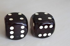2x VINTAGE RARE BAKELITE 700grams - 8.5 CM RARE CUBE BAKELITE CATALIN NICE picture