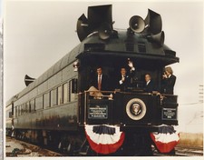 Ferdinand Magellan Pullman & Ronald Reagan Oct 1984 Ohio 8” x 10” Photograph picture