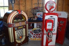 Vintage Coca Cola Vending Machines,Wurlitzer Jukebox,Gas Pump,Air pump,Neon Sign picture