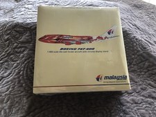 Malaysia Airlines Boeing 747-400 Hibiscus Diecast Model 1:400. NIB Still Wrapped picture