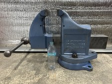 Vintage Starrett No. 326 Athol Bench Vise 6