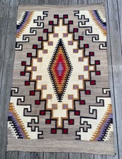 Authentic Antique NAVAJO Wool Rug. Beautiful Colors and Pattern READ picture