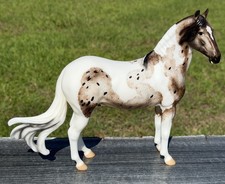 Breyer BreyerFest 2023 Sunday Raffle Special Run Hippodrome 25 Made picture