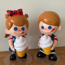 NISSEI Soft Serve Ice Cream Nichkhun & Seichan Big Figure Set picture