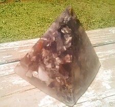 Large Amythyst Pyramid picture
