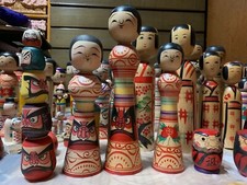 Signed Traditional Japanese Wood Craft KOKESHI 6 Dolls in front line picture