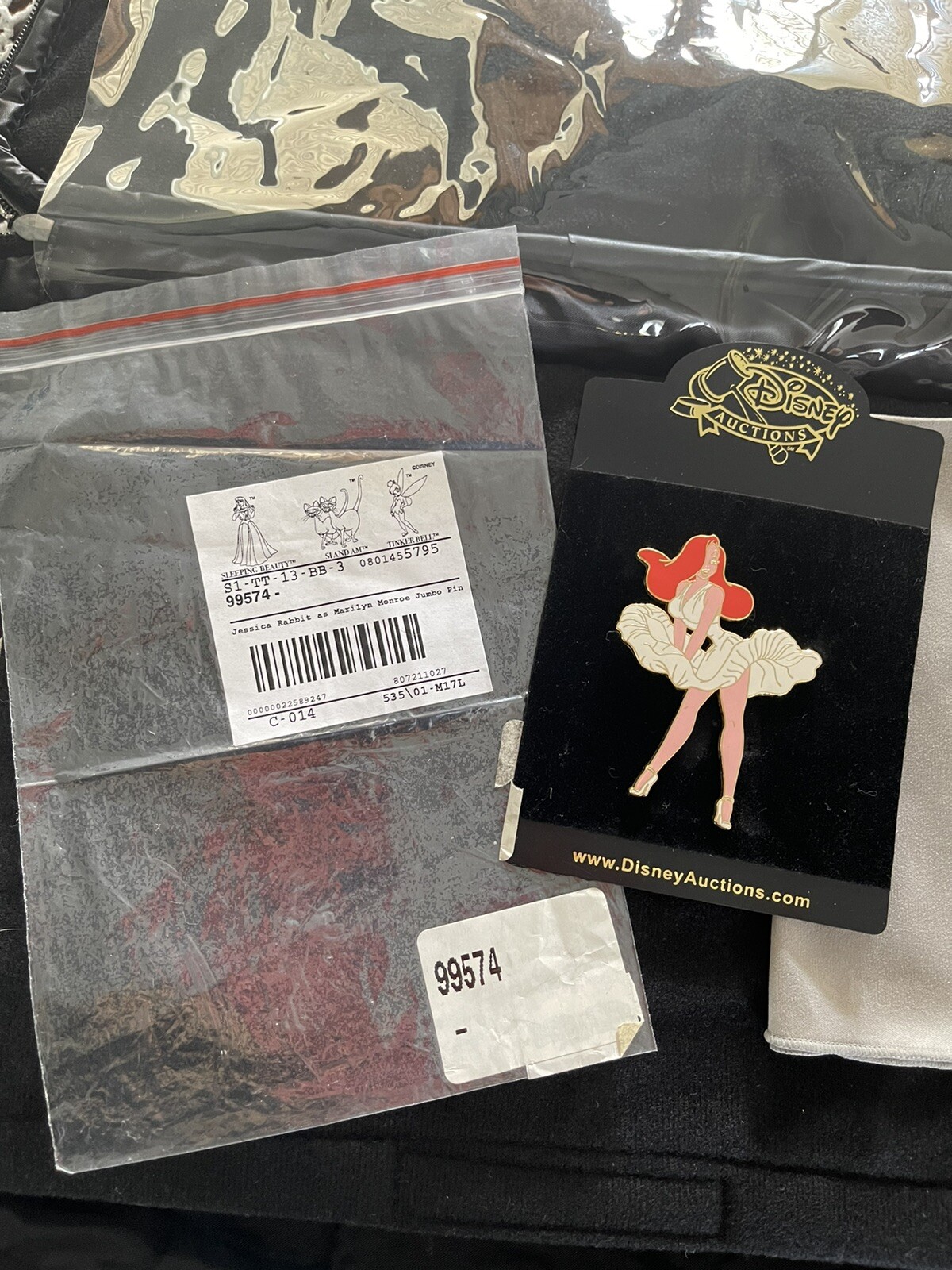Disney Auctions Jessica Rabbit as Marilyn Monroe LE 100 Pin HOLY GRAIL RARE VHTF Disney Auctions Jessica Rabbit as Marilyn Monroe LE 100 Pin HOLY GRAIL RARE VHTF