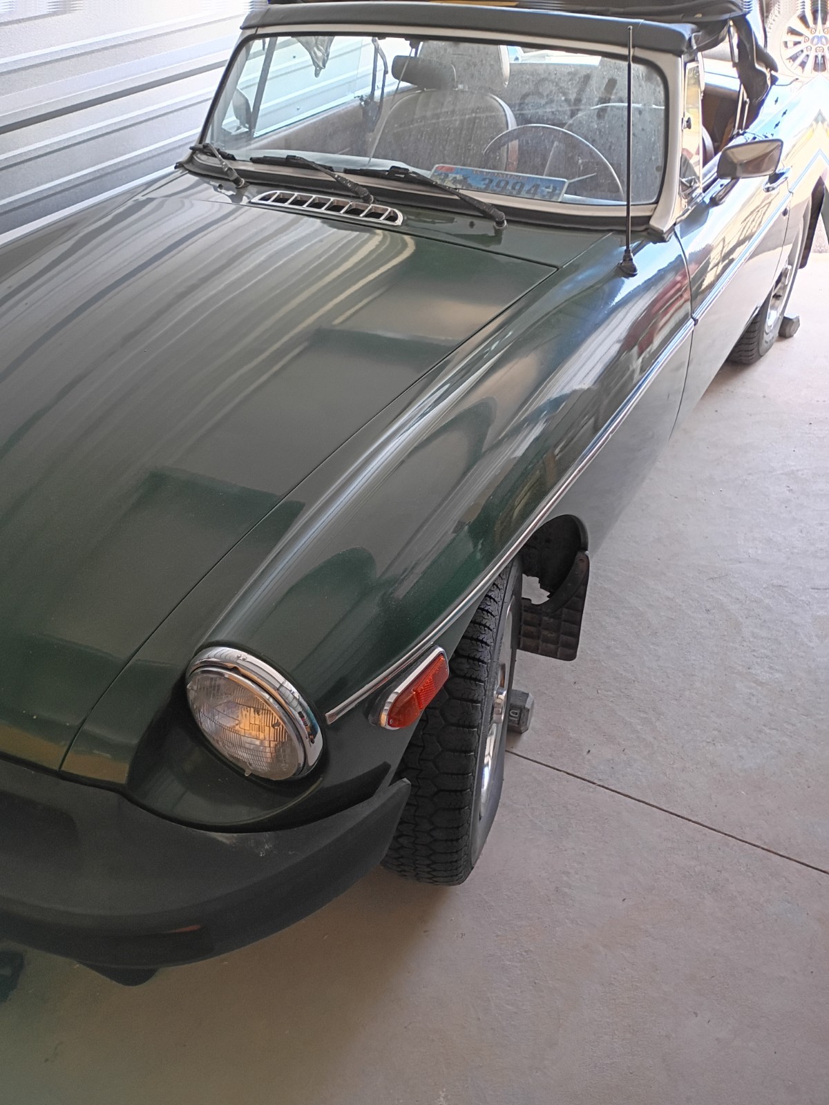 1980 MG Convertible (Green) 2 Door Coupe 1980 MG Convertible (Green) 2 Door Coupe