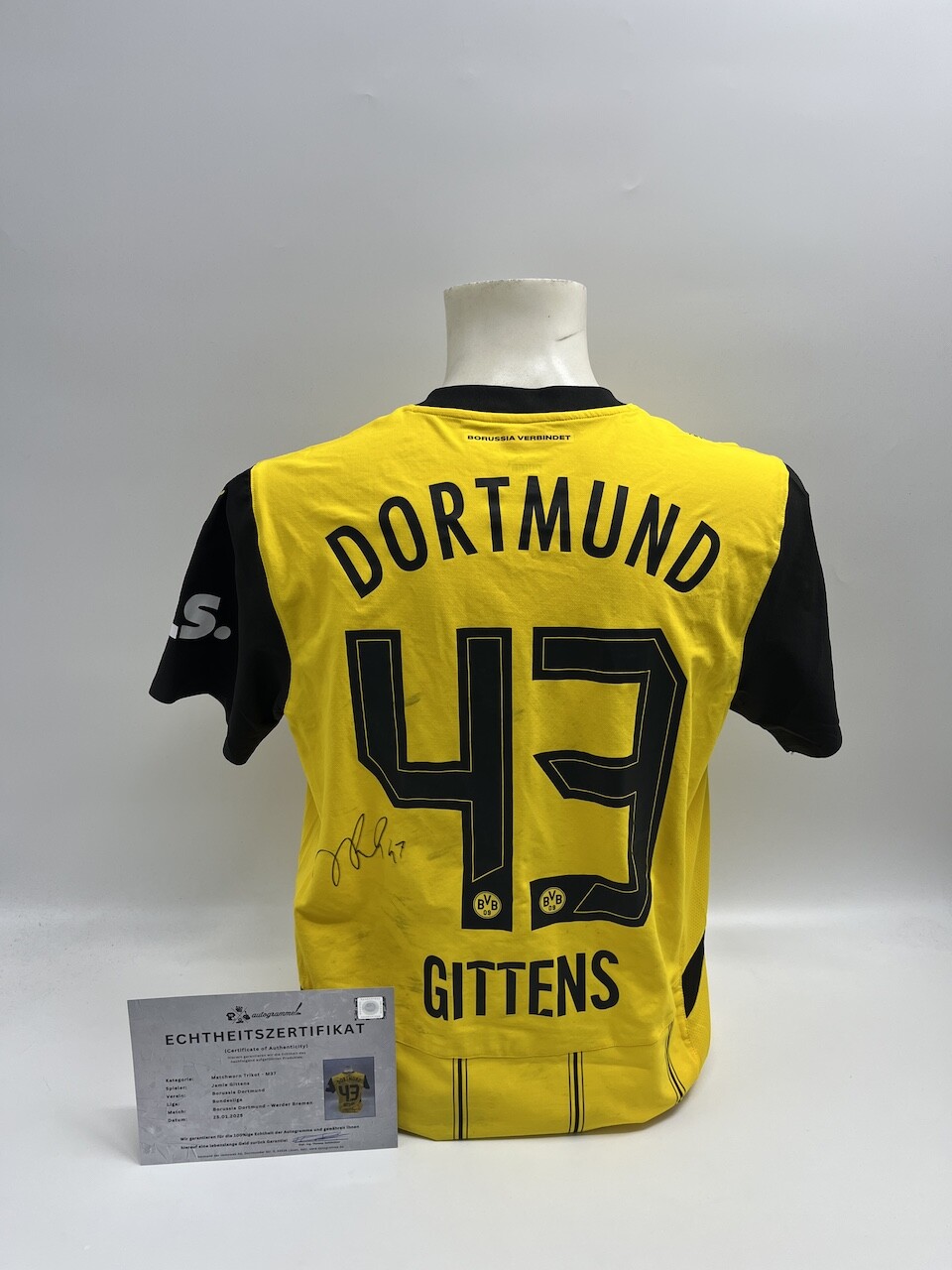 Matchworn Dortmund Jersey Worn And Signed By Jamie Gittens 25.01.2025 Matchworn Dortmund Jersey Worn And Signed By Jamie Gittens 25.01.2025