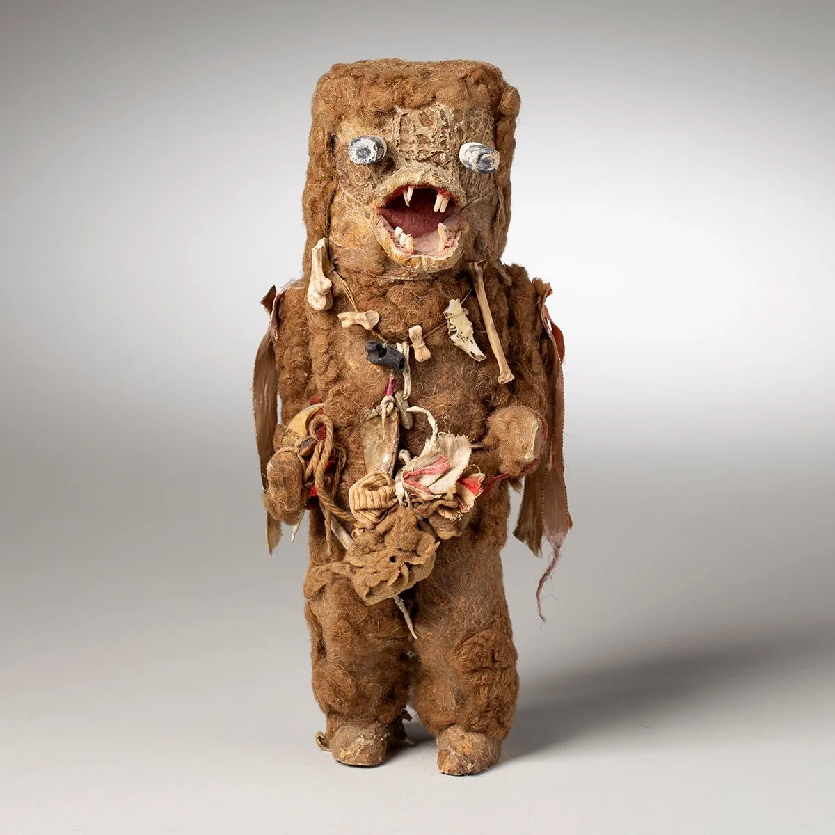 1870-1880 Hopi Hon Bear Katsina Guennol Collection Native American Antique 1870-1880 Hopi Hon Bear Katsina Guennol Collection Native American Antique