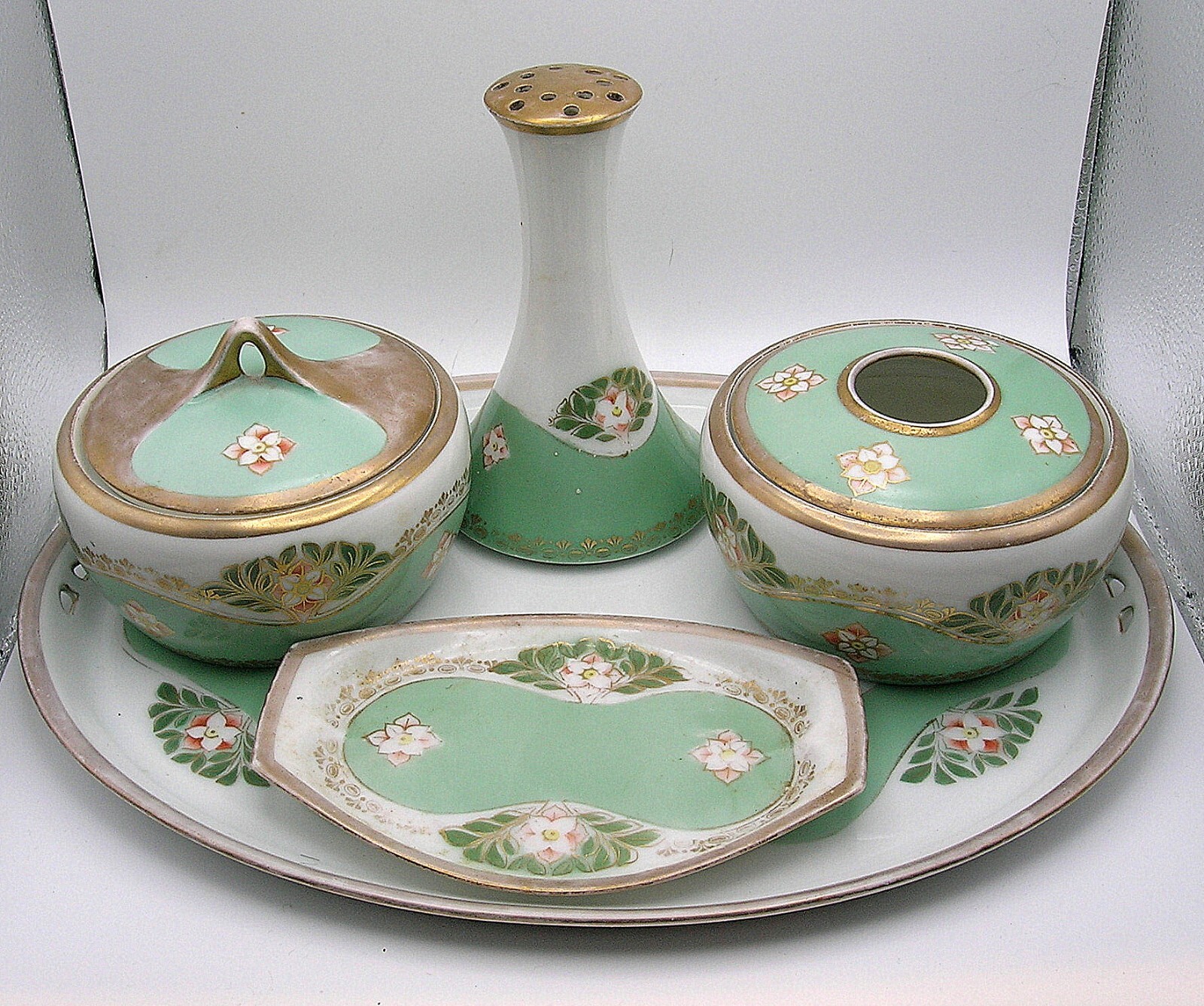 REINHOLD SCHLEGELMILCH RARE HAND PAINTED PORCELAIN VANITY SET - VERY NICE COND. REINHOLD SCHLEGELMILCH RARE HAND PAINTED PORCELAIN VANITY SET - VERY NICE COND.