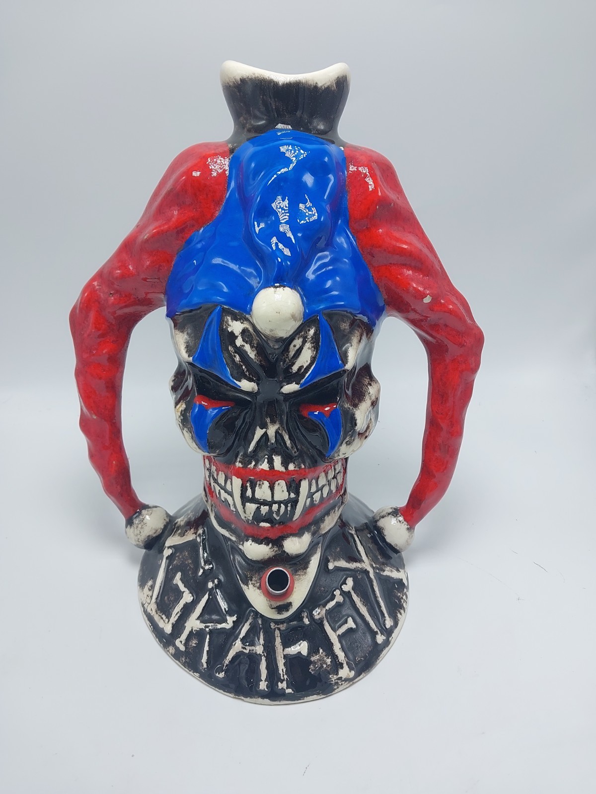 Vintage Graffix Jester Water Bong Clown Logo Vintage Ceramic glass water pipe Vintage Graffix Jester Water Bong Clown Logo Vintage Ceramic glass water pipe