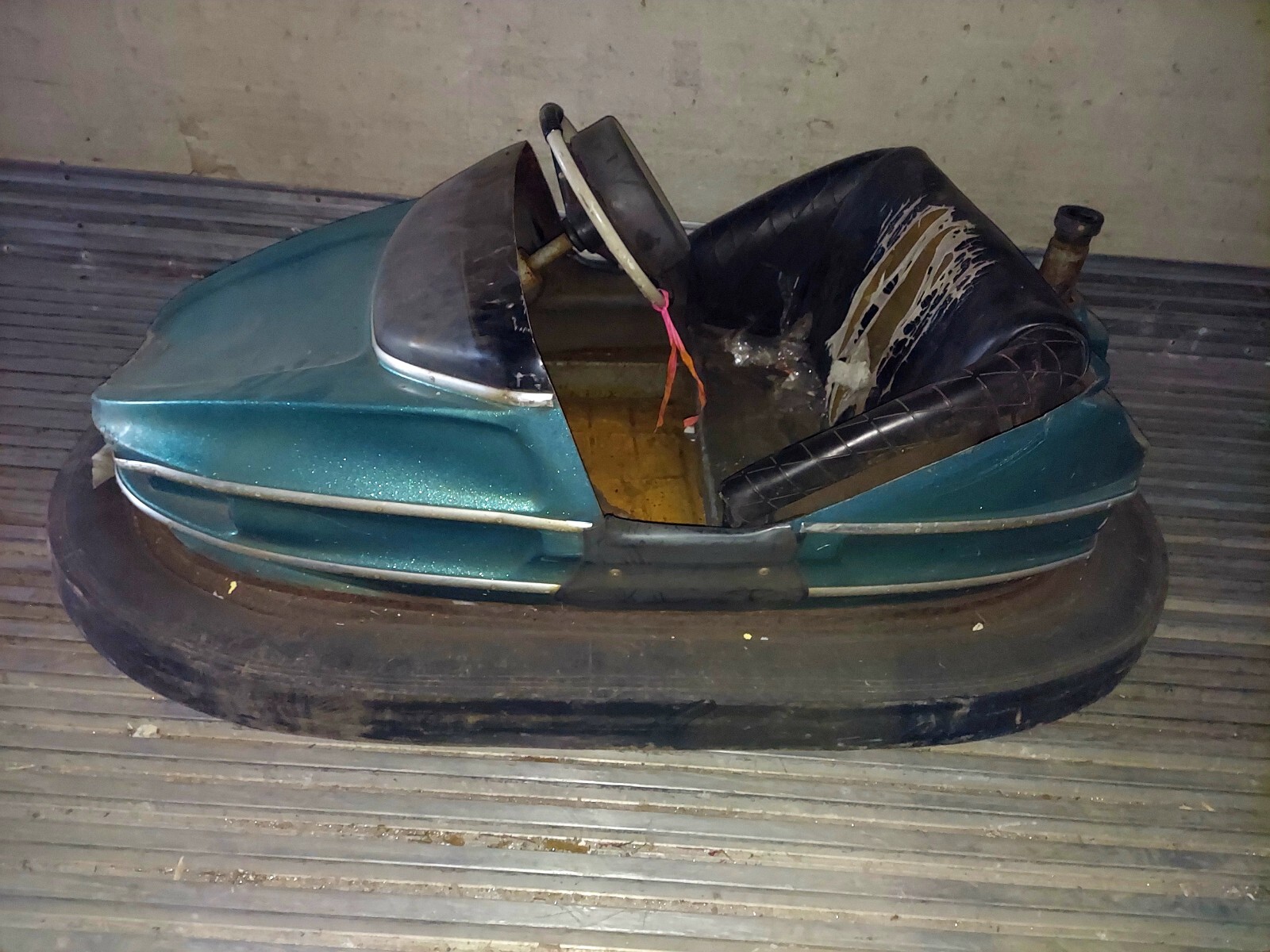Vintage Amusement Park Duece bumper car,carnival, Defunct Conneaut Lake Park, Vintage Amusement Park Duece bumper car,carnival, Defunct Conneaut Lake Park,