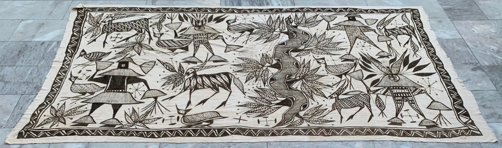 Vintage African Batik: Mud Cloth, Hand Painting Tapestry 5x9 ft Vintage African Batik: Mud Cloth, Hand Painting Tapestry 5x9 ft
