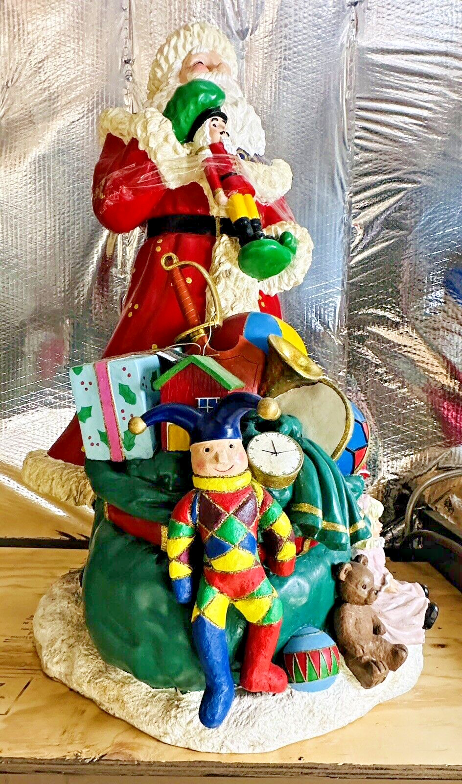 Christopher Radko Santa Room Centerpiece. 55 Christopher Radko Santa Room Centerpiece. 55
