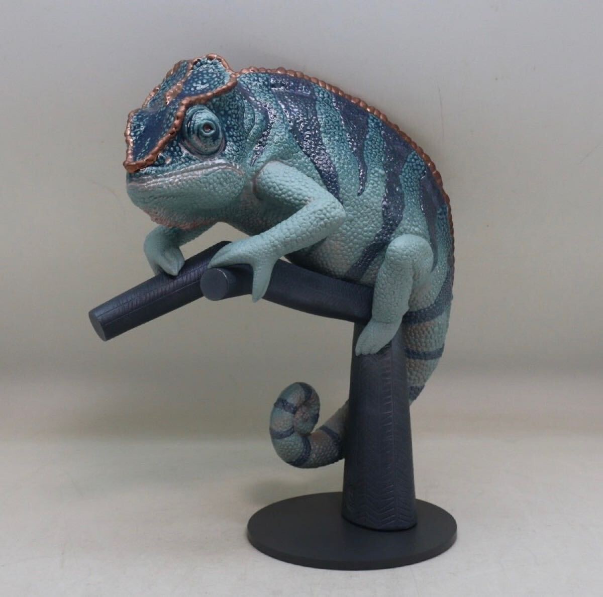 LLADRO Chameleon Porcelain Figurine Reptile first come first served Rare LLADRO Chameleon Porcelain Figurine Reptile first come first served Rare