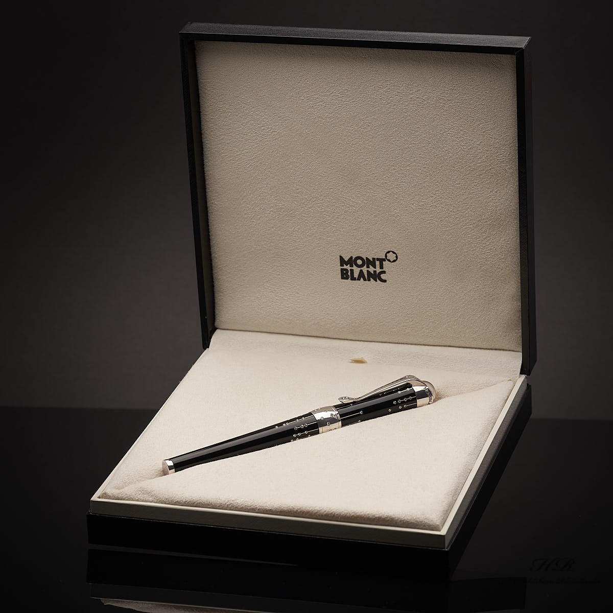 Montblanc Etoile de Montblanc Fountain Pen Etoile Mystérieuse ID 105022 Original Box