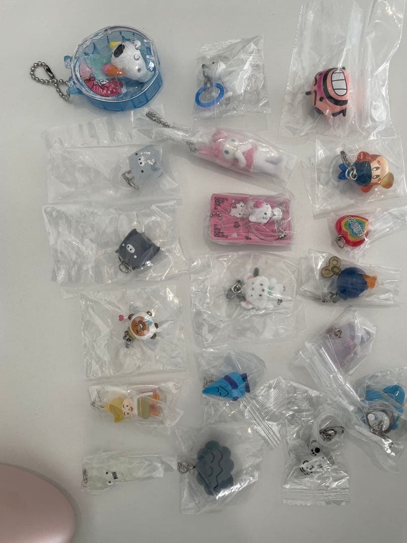 Sanrio Powerpuff Disney Tamagotchi Capsule Toy Gacha Accessories New Sanrio Powerpuff Disney Tamagotchi Capsule Toy Gacha Accessories New