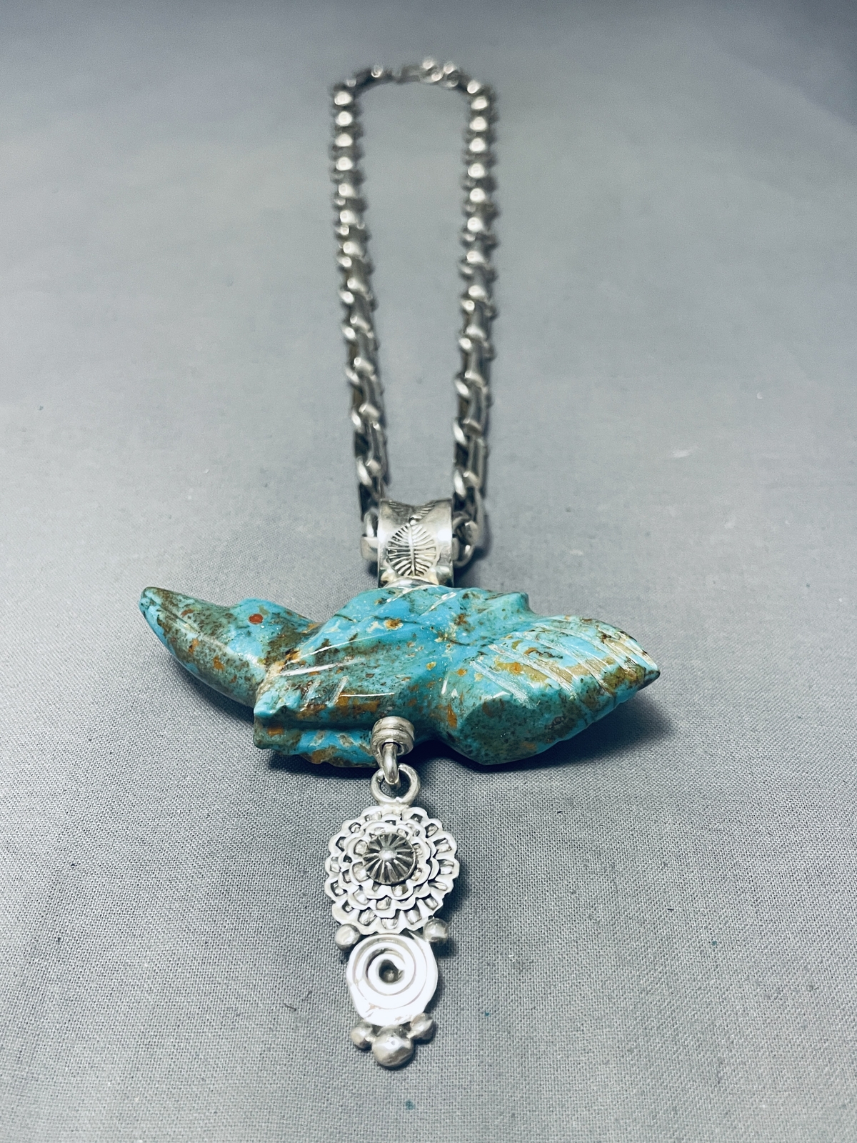 IMPORTANT BEN BEGAYE (D) VINTAGE NAVAJO TURQUOISE STERLING SILVER NECKLACE IMPORTANT BEN BEGAYE (D) VINTAGE NAVAJO TURQUOISE STERLING SILVER NECKLACE