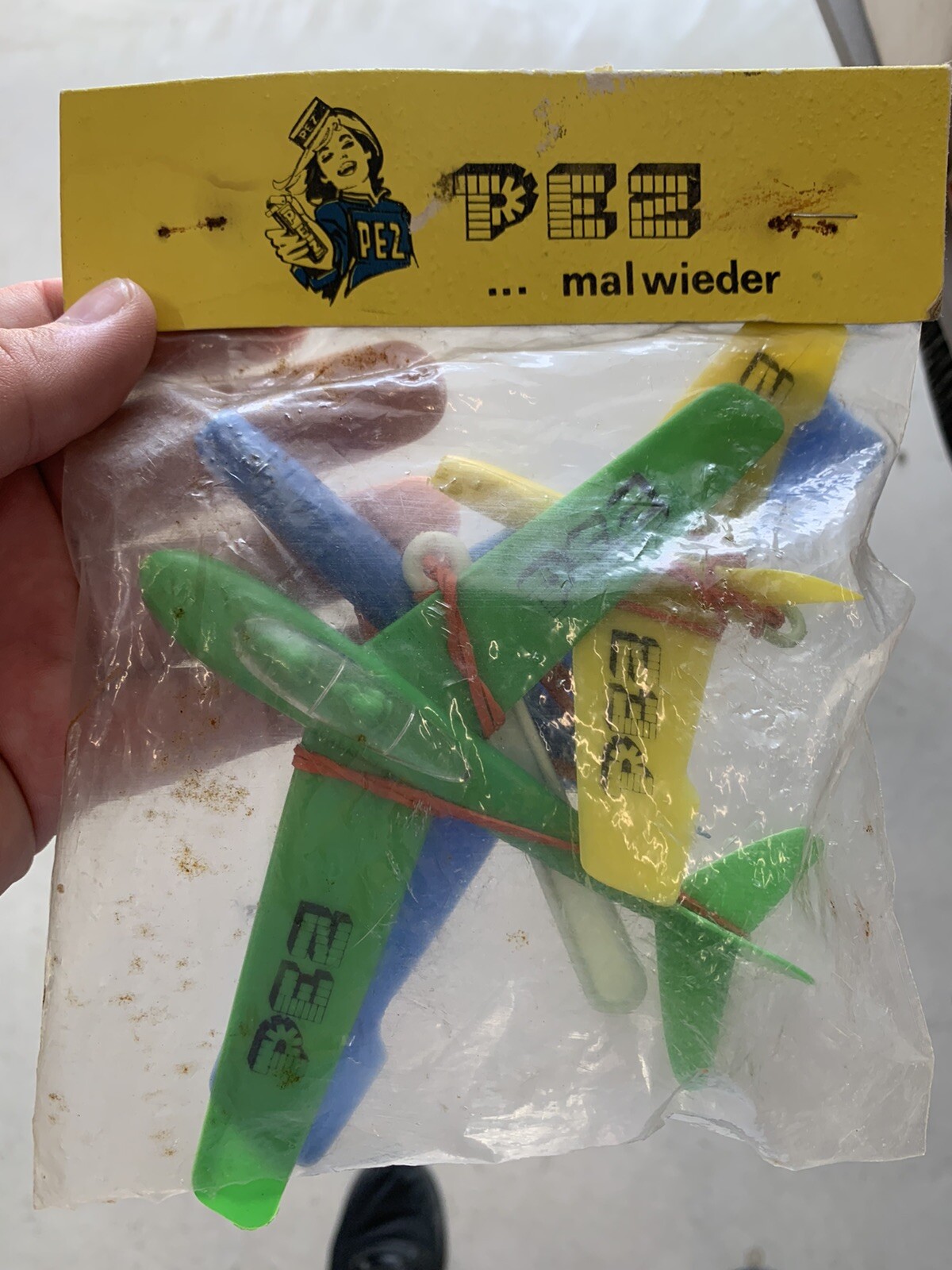 Vintage RARE HOLY GRAIL PEZ Planes In Bag