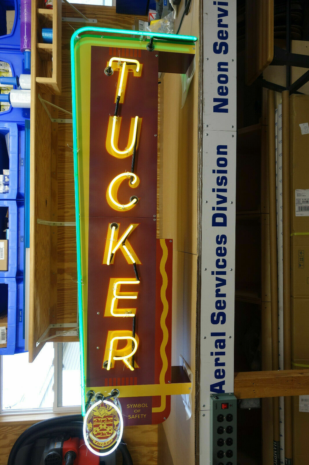 1948 Tucker® Automobile VERTICAL BLADE Steel Enamel NEON ART HUGE 22