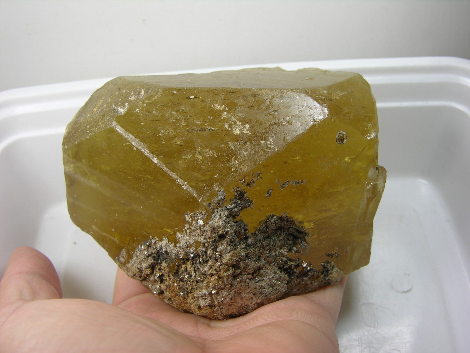 697g Afghan Terminated Edge Beryl Heliodor Crystal Specimen 110mm 1 lb 8 5/8 oz 697g Afghan Terminated Edge Beryl Heliodor Crystal Specimen 110mm 1 lb 8 5/8 oz