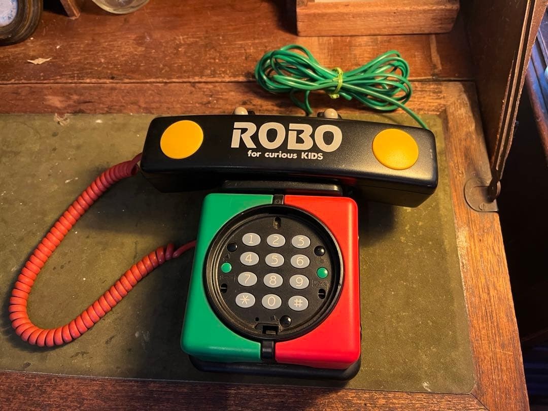 SANYO ROBO-04 for curious kids Telephone Showa Retro SANYO ROBO-04 for curious kids Telephone Showa Retro