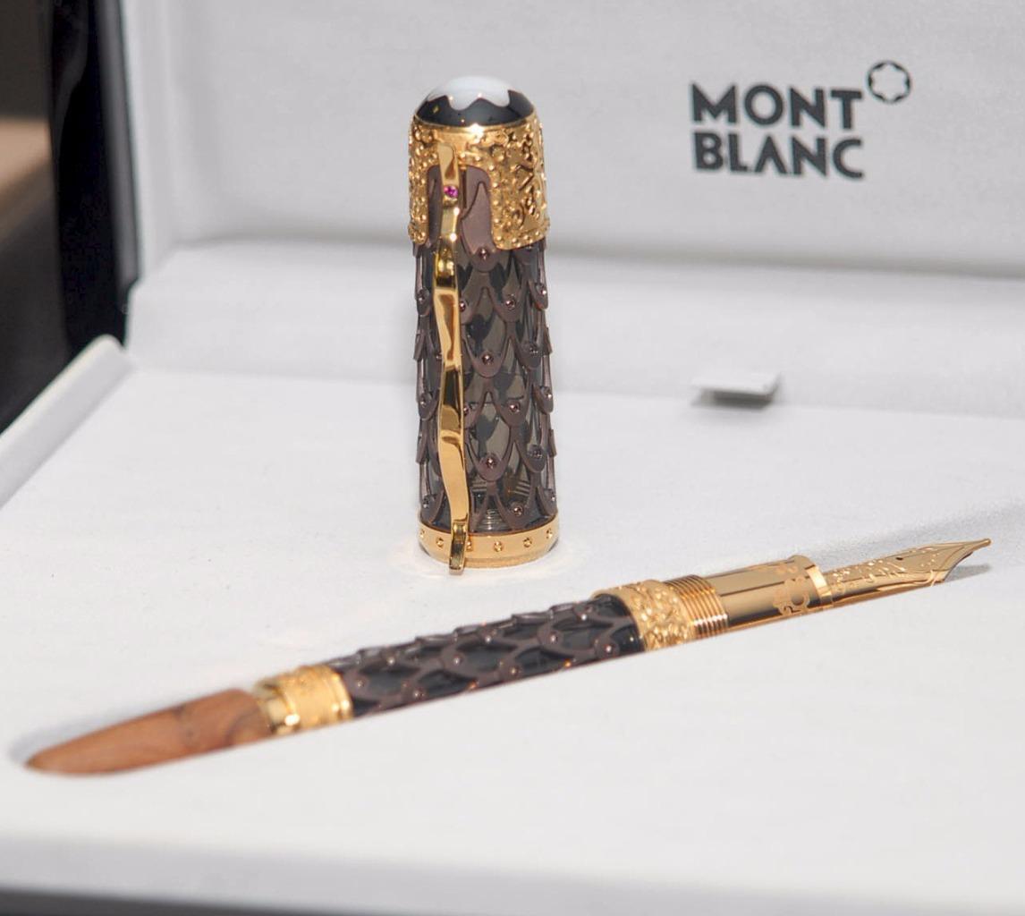 MONTBLANC GENGHIS KHAN FOUNTAIN PEN YELLOW GOLD LIMITED EDITION 88 (SEALED) MONTBLANC GENGHIS KHAN FOUNTAIN PEN YELLOW GOLD LIMITED EDITION 88 (SEALED)