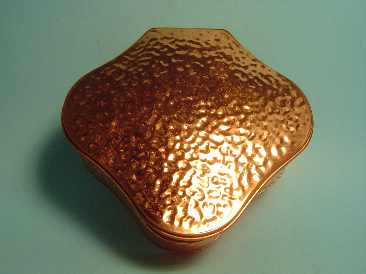 Tin Tchibo coffee tin probably around 1970, good condition Tin Tchibo coffee tin probably around 1970, good condition